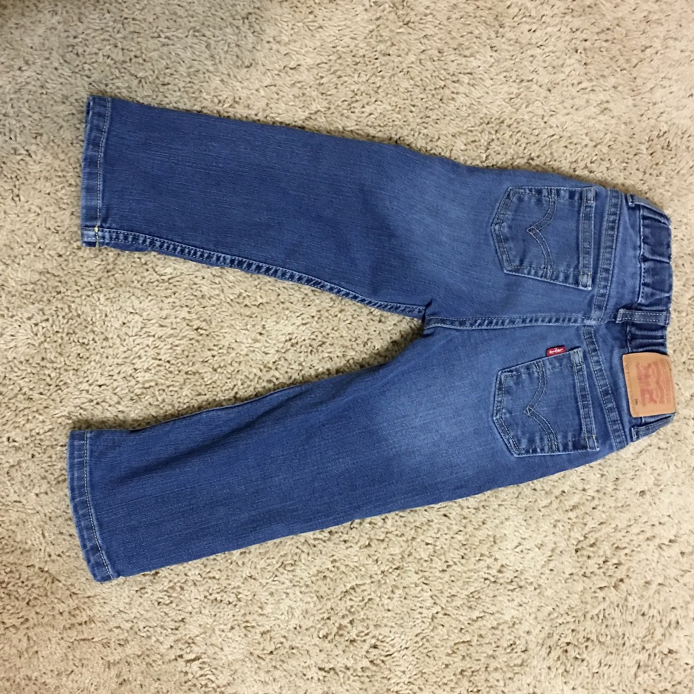 Toddler Levi’s Jeans - Picture 2 of 4